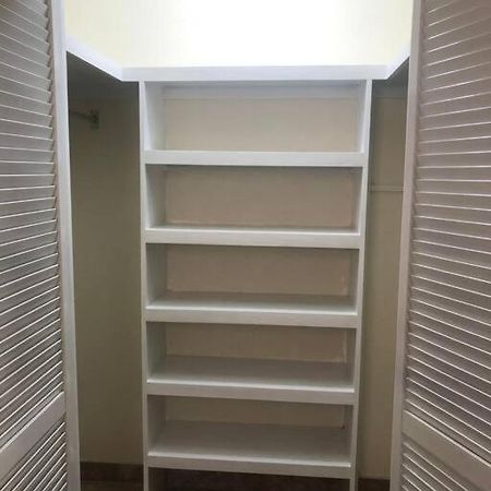 Kelly'S Studio Apartment - Rental Near Airport, Amenities And Bus Route Saint Philip Luaran gambar